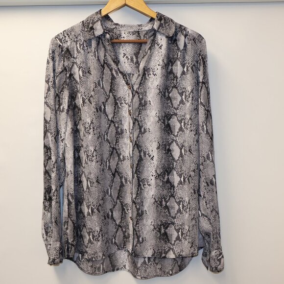 New York & Company Button Front Back Yoke, Cuffs Sz XL Chic Snake Print Blouse - Picture 5 of 14